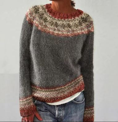 Women's cozy printed winter sweater