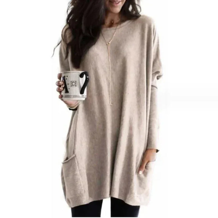 Women's oversized tunic sweater for relaxed comfort