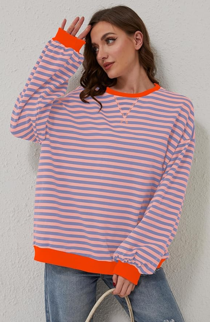 Women's striped oversized sweatshirt for casual chic