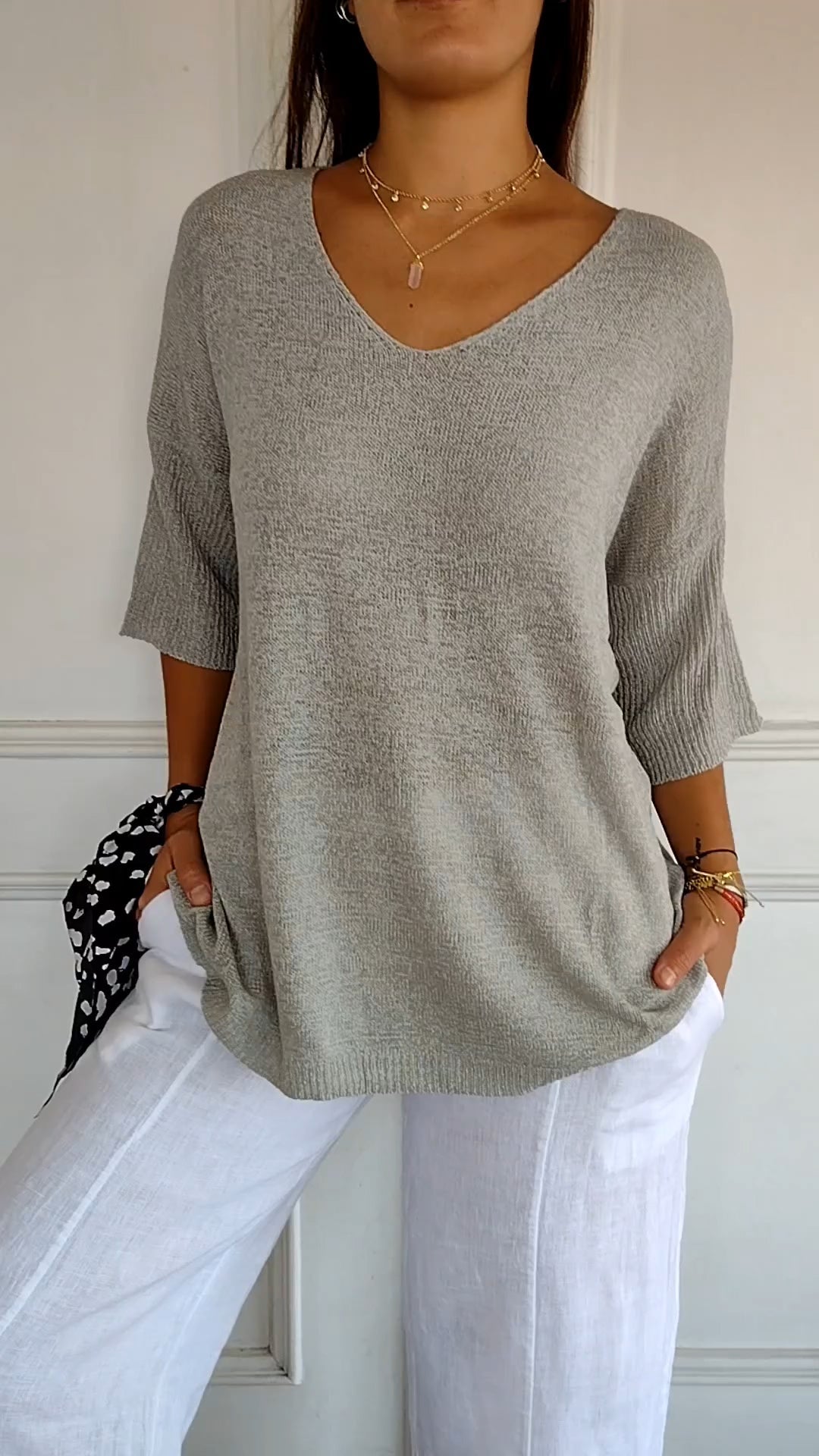 Women's lightweight knit tunic for relaxed elegance