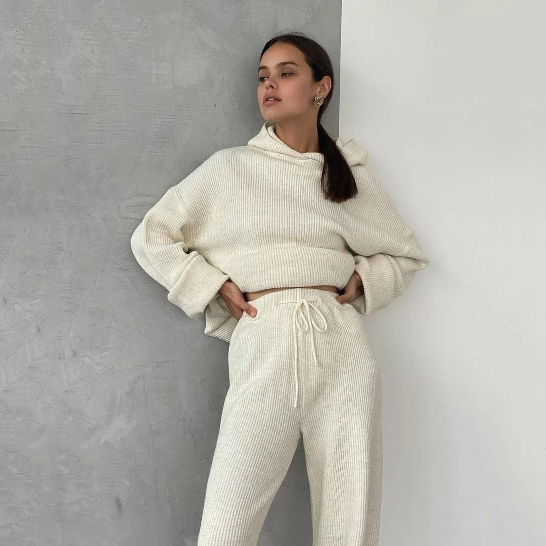 Cozy Women's Knit Hooded Lounge Set