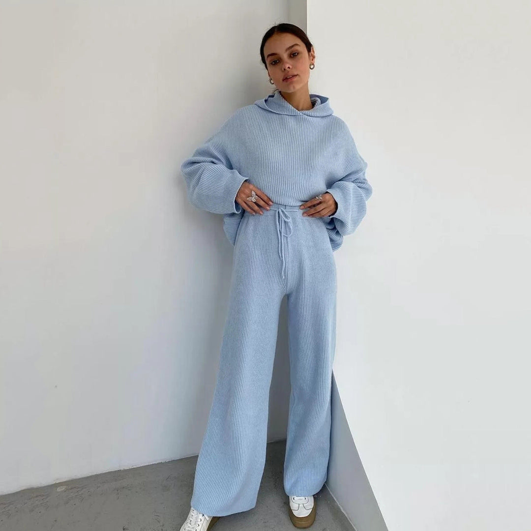 Cozy Women's Knit Hooded Lounge Set