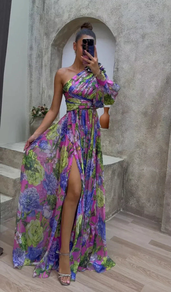 Elegant Flowy Dress for Summer Events