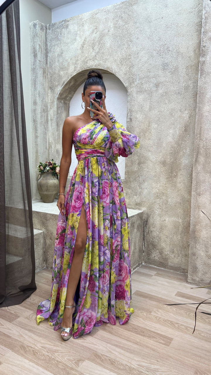Elegant Flowy Dress for Summer Events