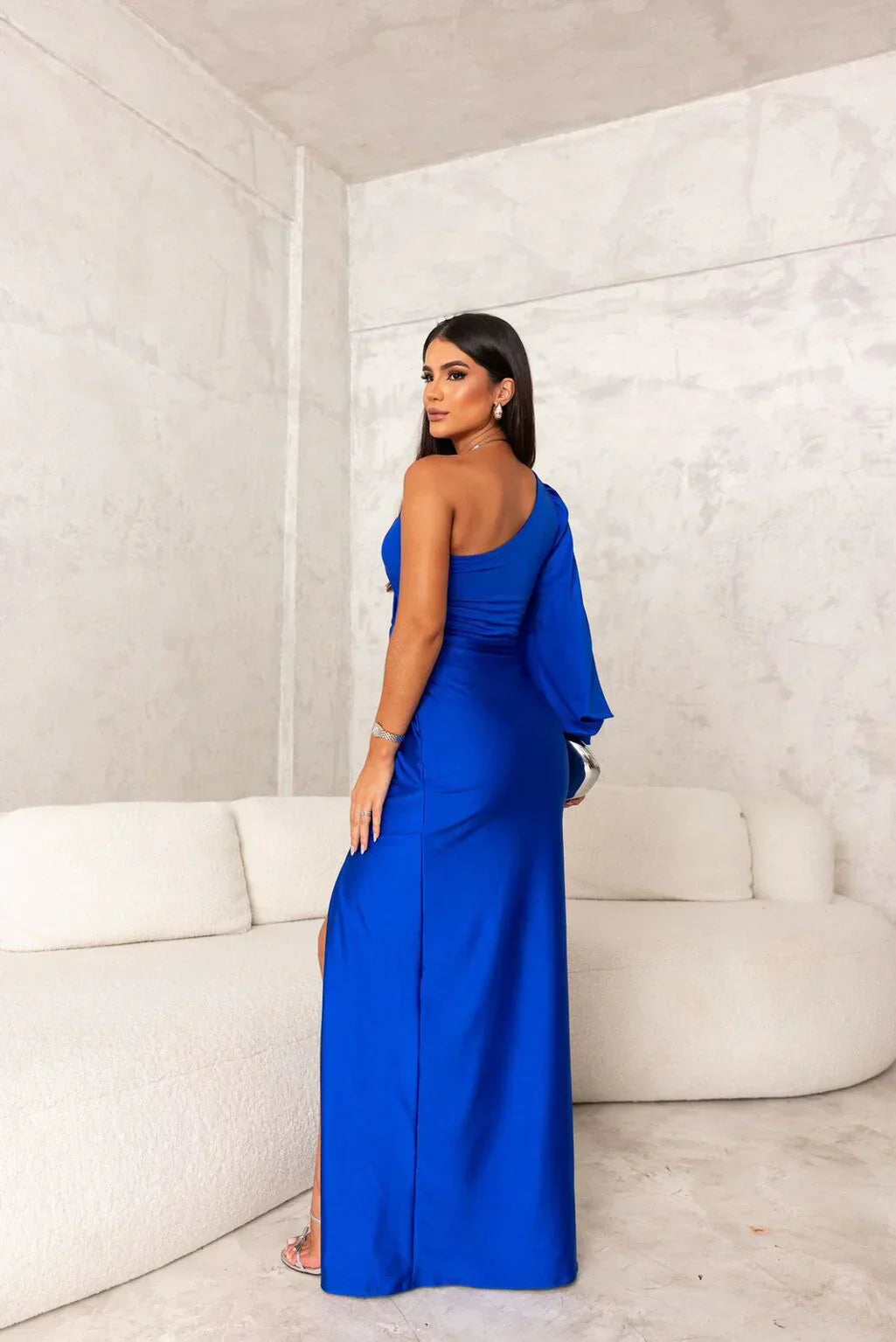 Elegant Maxi Dress with Chic Slit Design