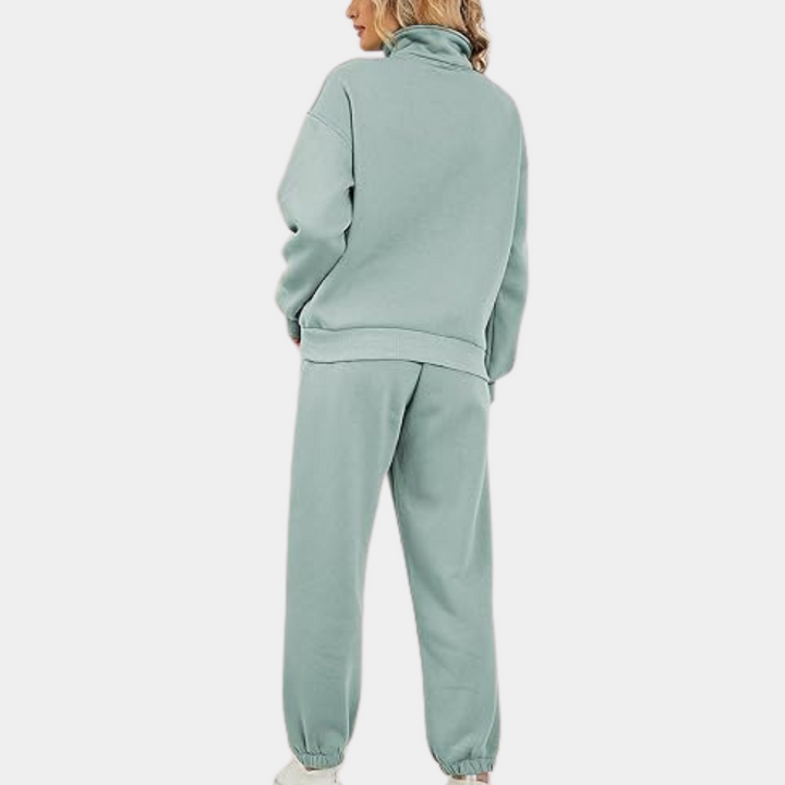 Women's Stylish Tracksuit with Zippered Pullover