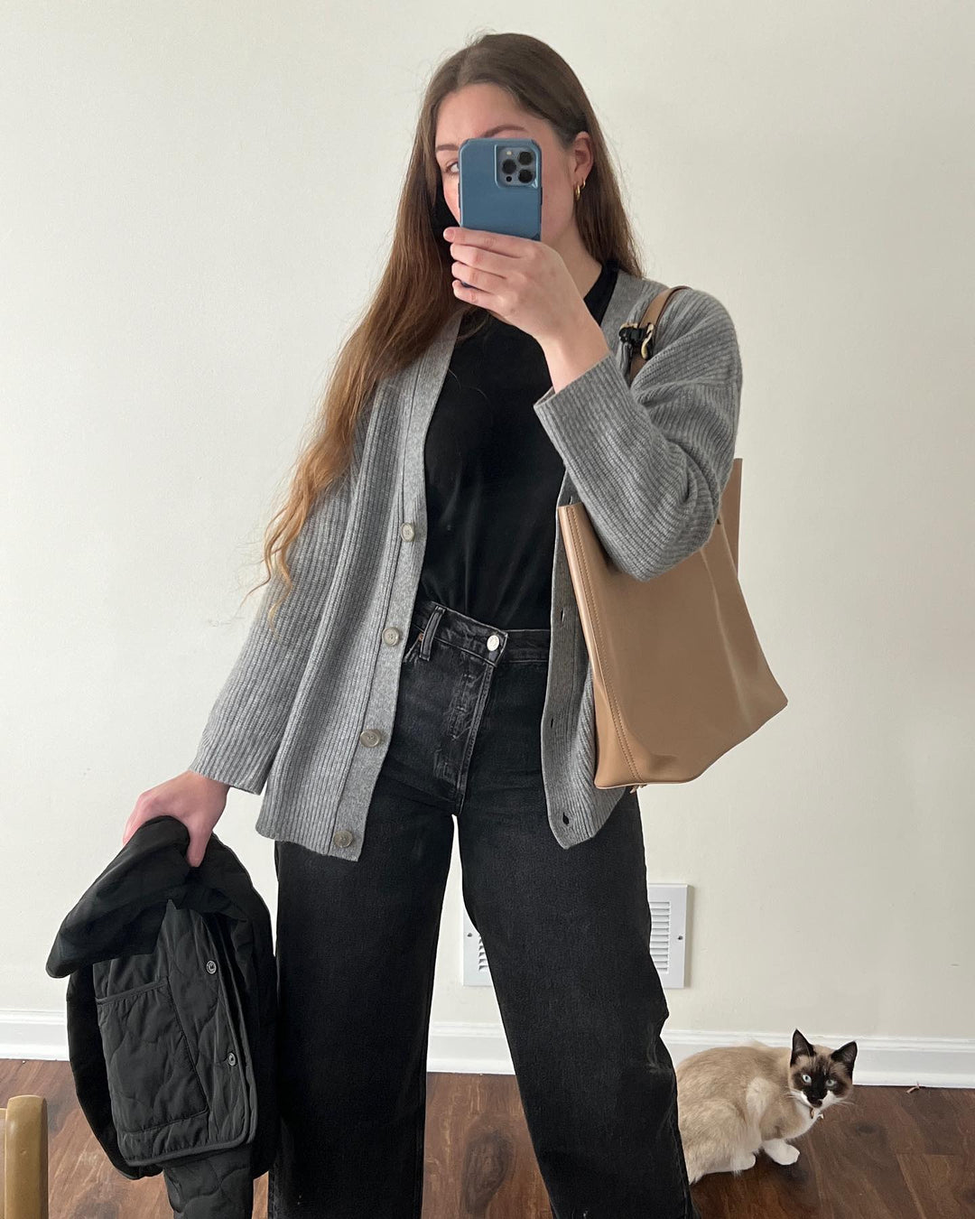 Women's oversized button-down cardigan