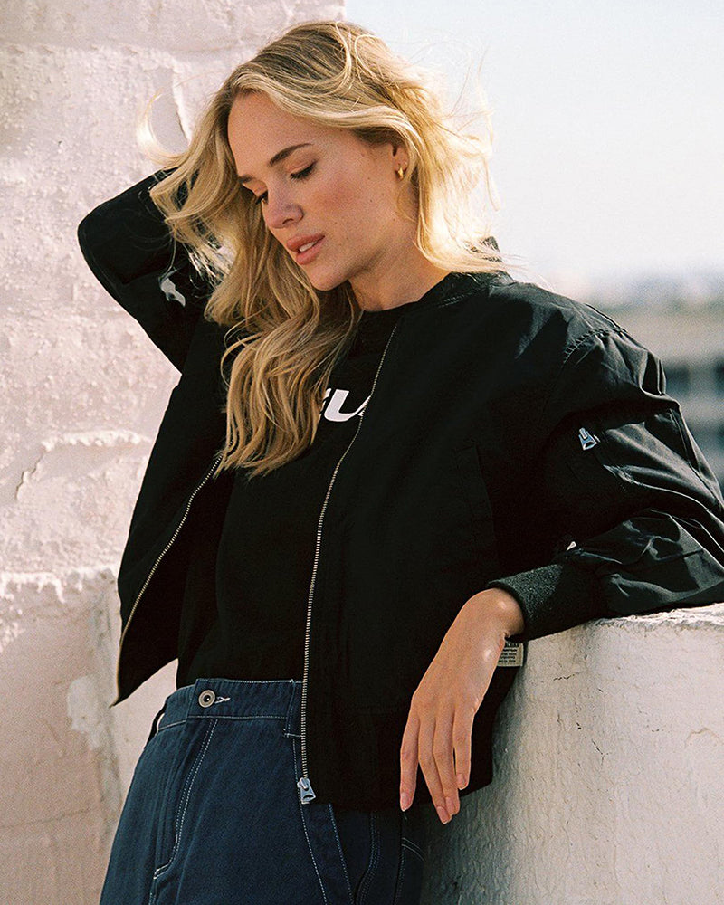 Women's lightweight bomber jacket for effortless style