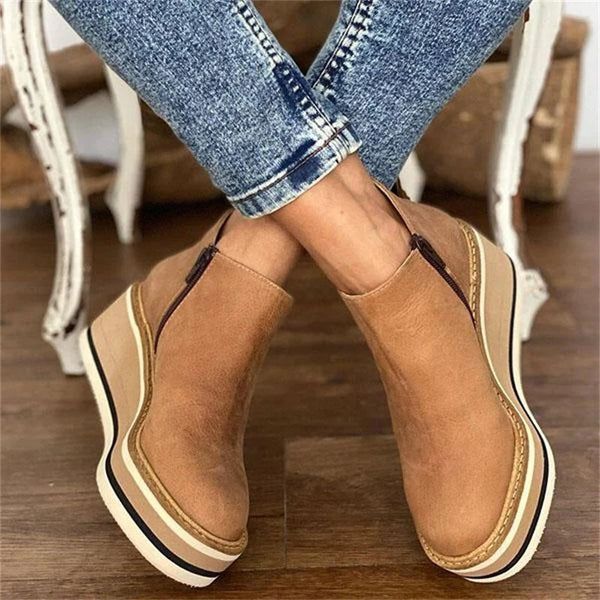 Chic Lightweight Boots for Summer