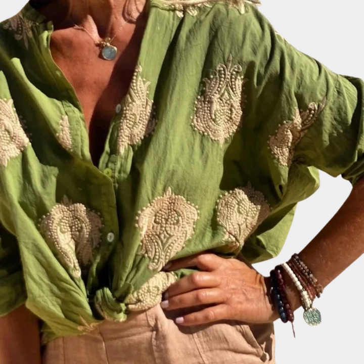 Chic Women's Blouse for Stylish Outfits