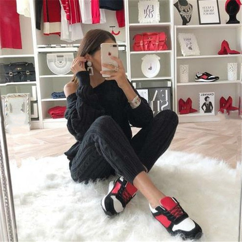 Women's Cozy Pullover and Pants Set