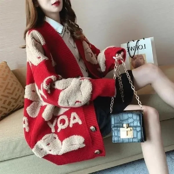 Women's knitted button-up cardigan
