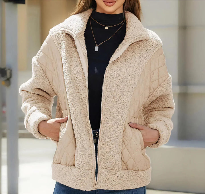 Women's quilted fleece zip-up jacket for ultimate comfort