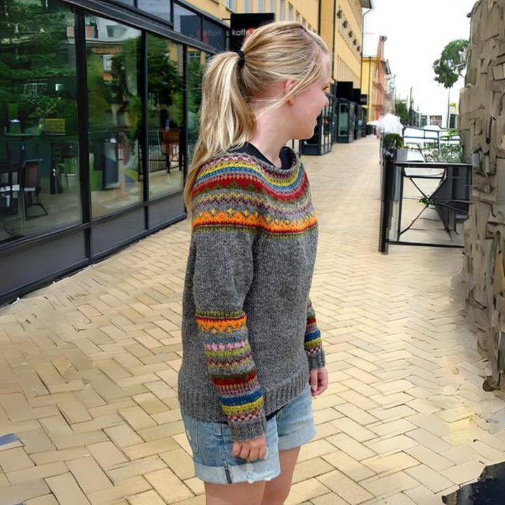 Women's Knitted Sweater - Soft Chunky Knit - Relaxed Fit - Vintage Cable Pattern