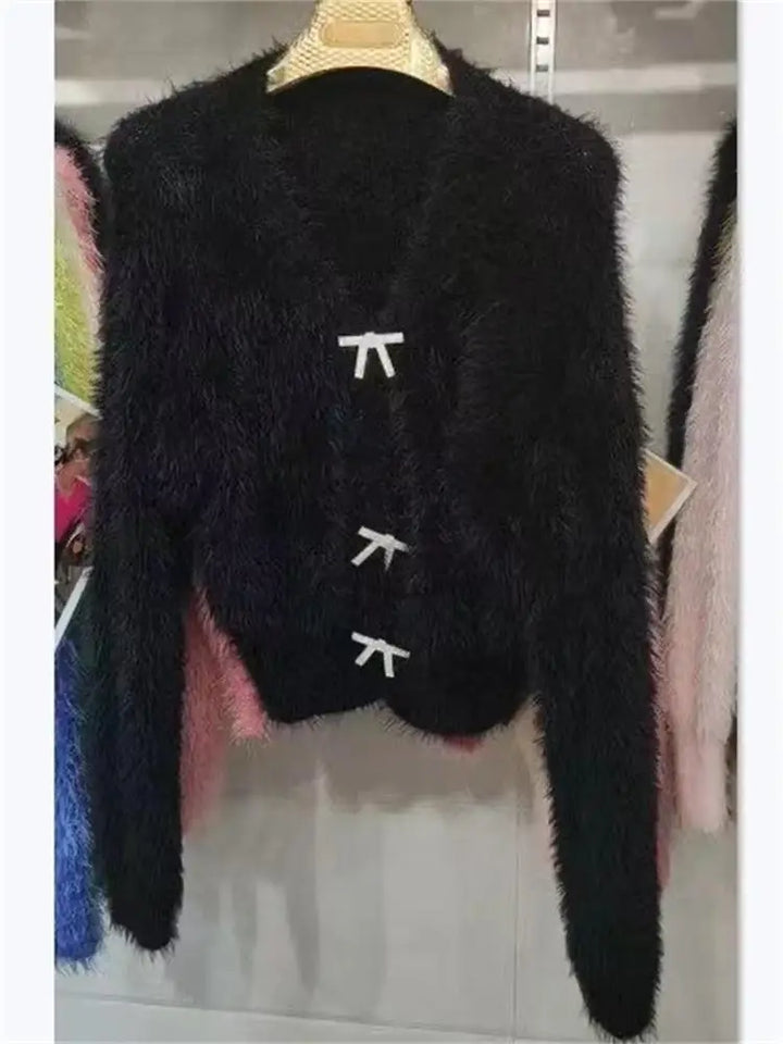 Women's cropped cardigan with bow-shaped crystal