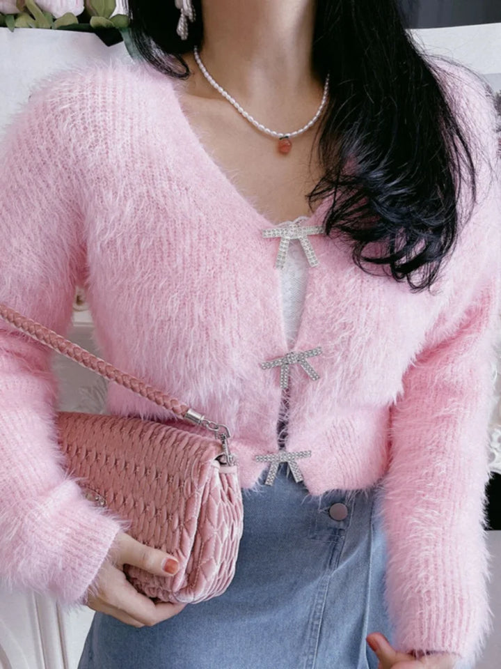 Women's cropped cardigan with bow-shaped crystal