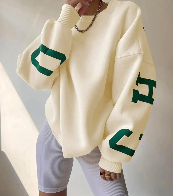 Women's bold oversized graphic sweatshirt for street-smart style