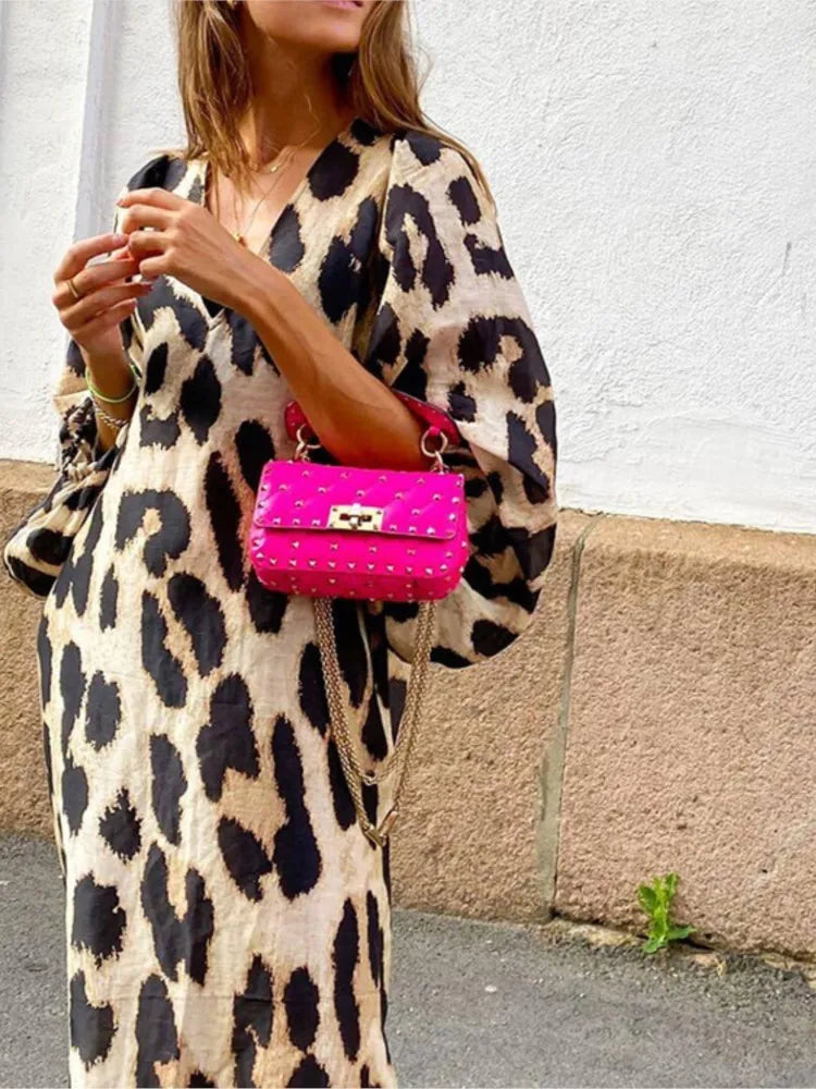 Chic Dress with Leopard Print