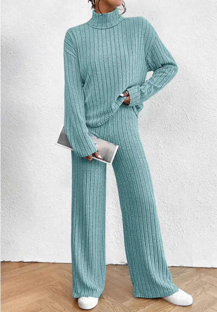 Cozy Women's Knitted Loungewear Set