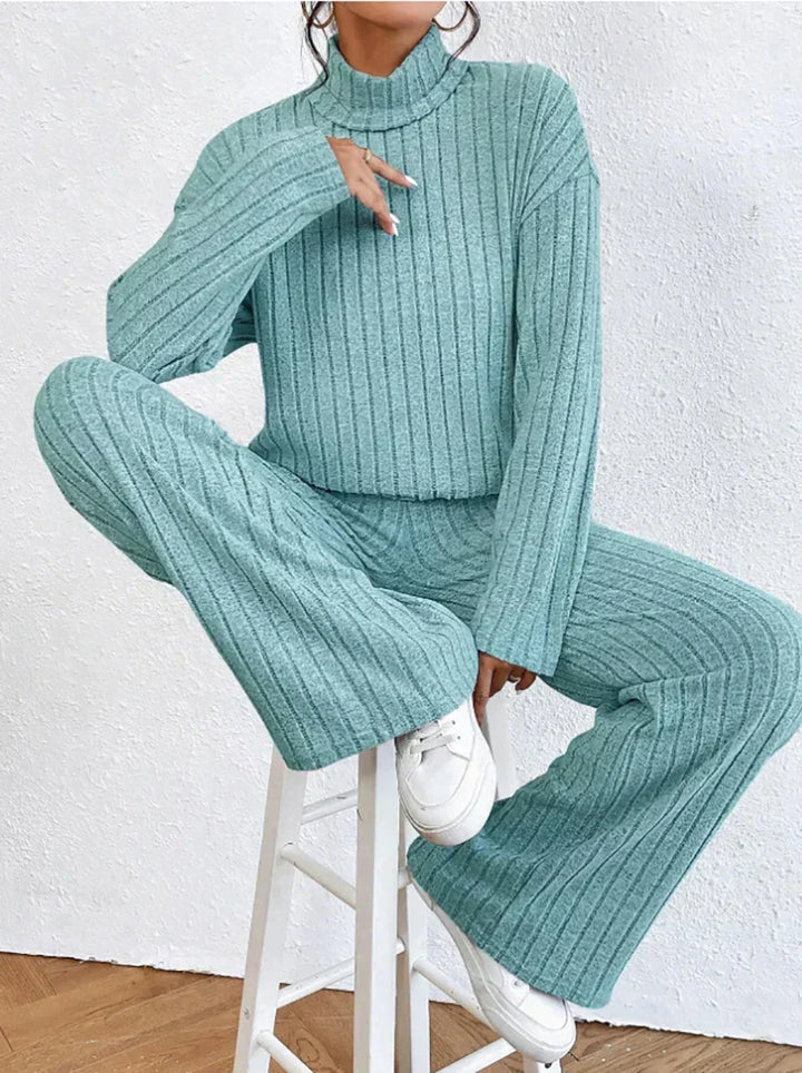 Cozy Women's Knitted Loungewear Set
