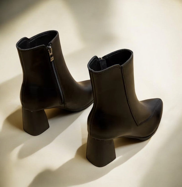 Women's trendy chunky heel boots with pointed toe and waterproof platform