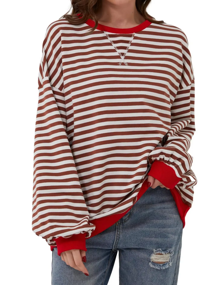 Women's striped oversized sweatshirt for casual chic