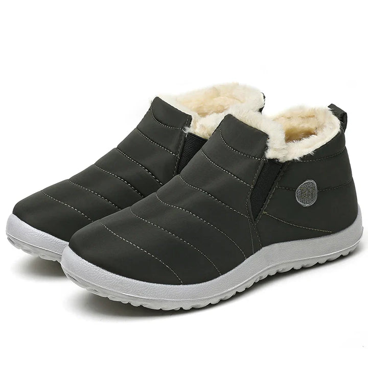 Women's comfortable snow boots with non-slip sole