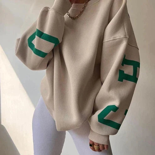 Women's bold oversized graphic sweatshirt for street-smart style