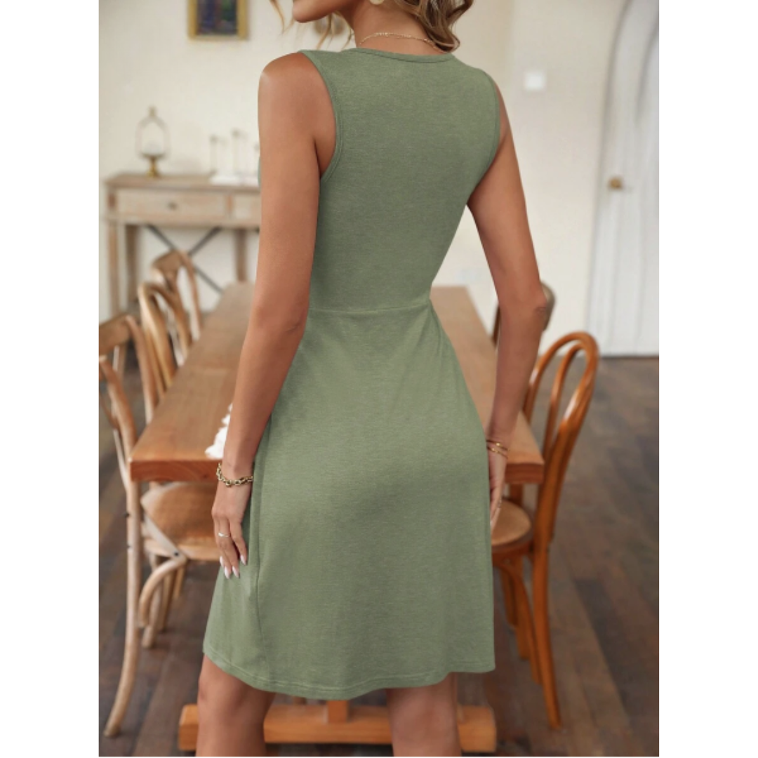 Comfortable Dress with Unique Twist Design