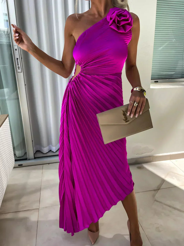 Elegant Pleated Dress with Shoulder Detail