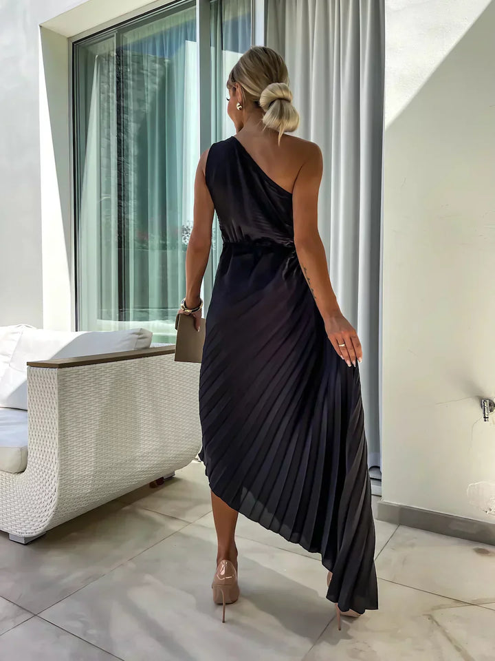 Elegant Pleated Dress with Shoulder Detail