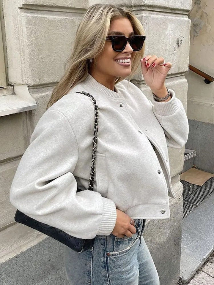 Women's cropped bomber jacket for casual street style
