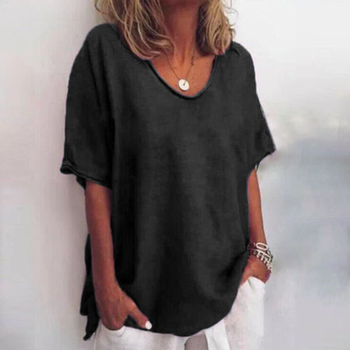 Chic Loose Blouse for Flattering Coverage