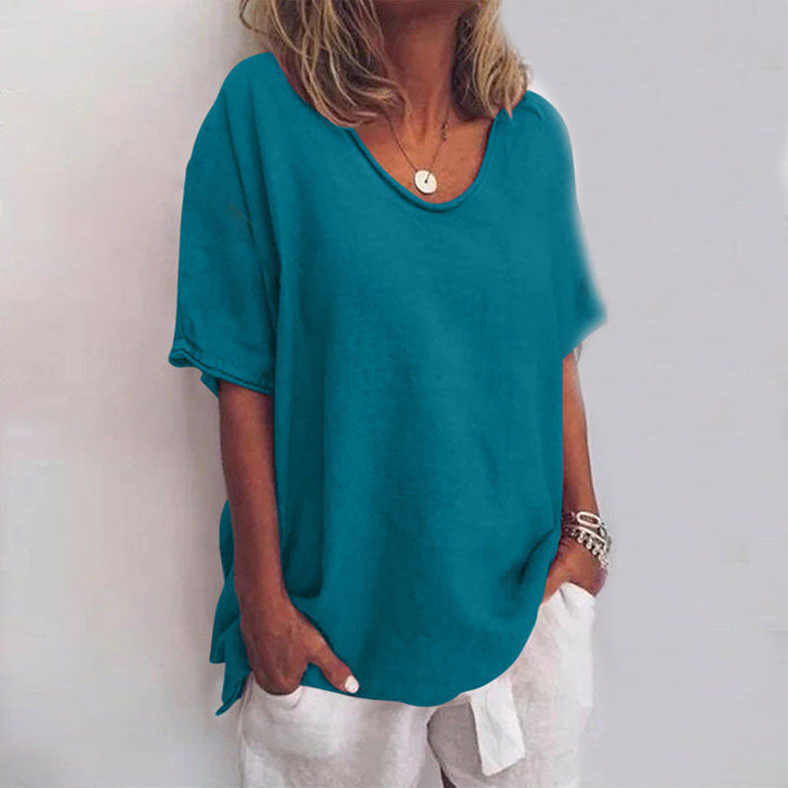 Chic Loose Blouse for Flattering Coverage